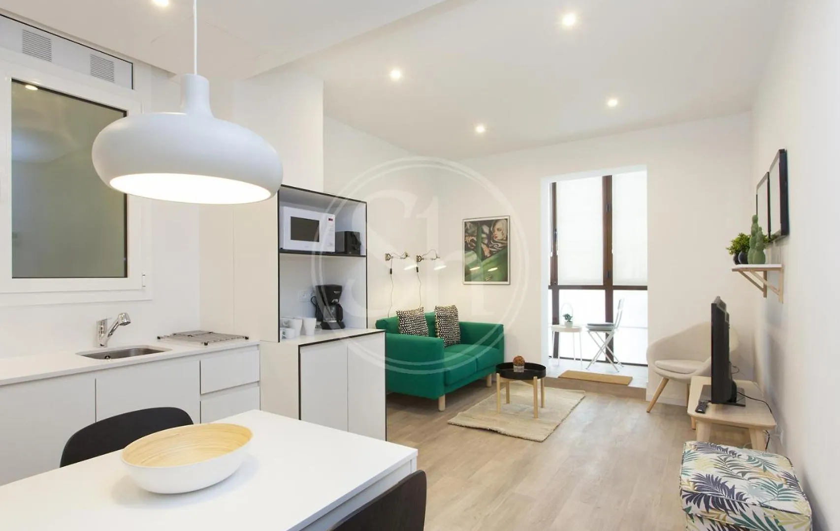Wonderful Apartment For 6 Barcelona
