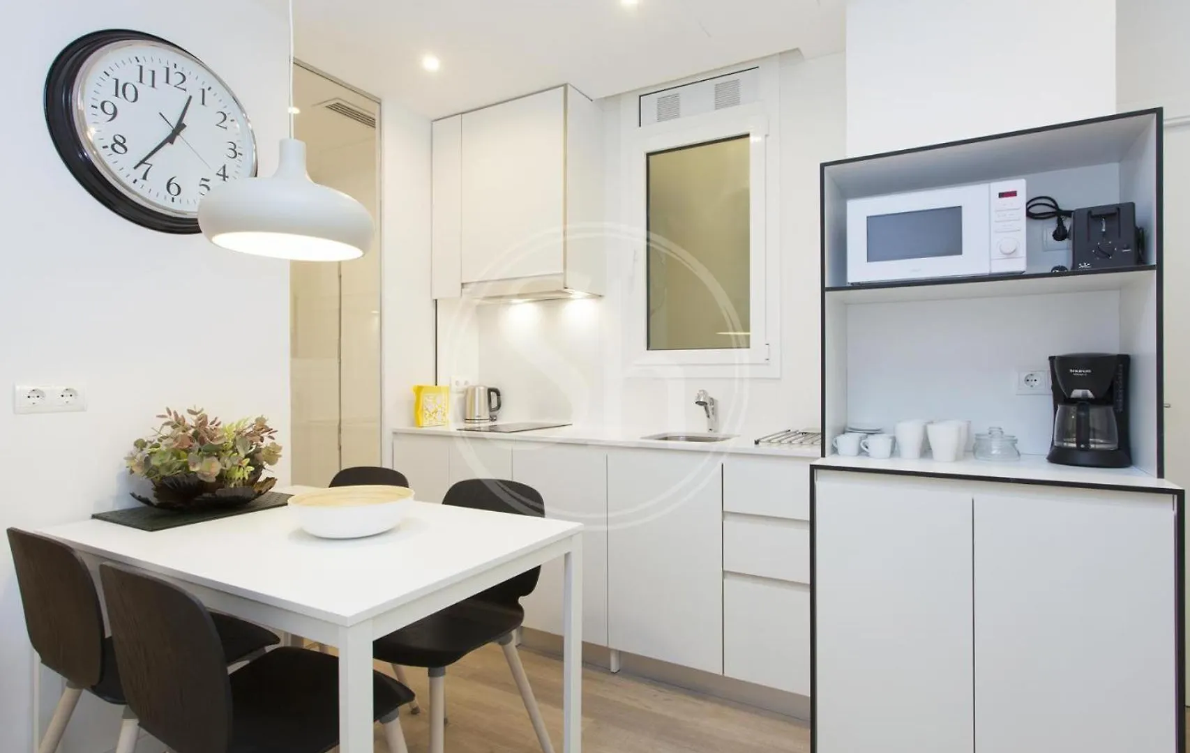 Wonderful Apartment For 6 Barcelona